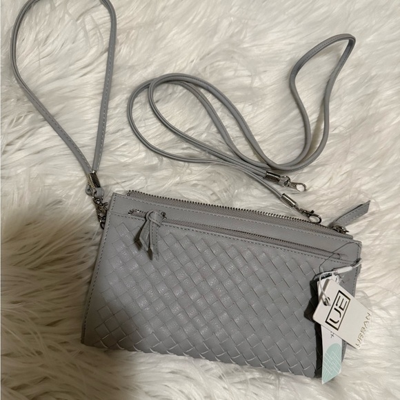 Urban Expressions Elle Woven Clutch-light gray and NWT - Picture 2 of 4
